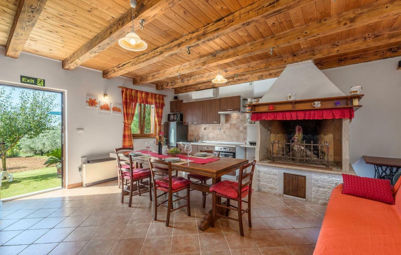 Holiday House Antonio بوريتش المظهر الخارجي الصورة